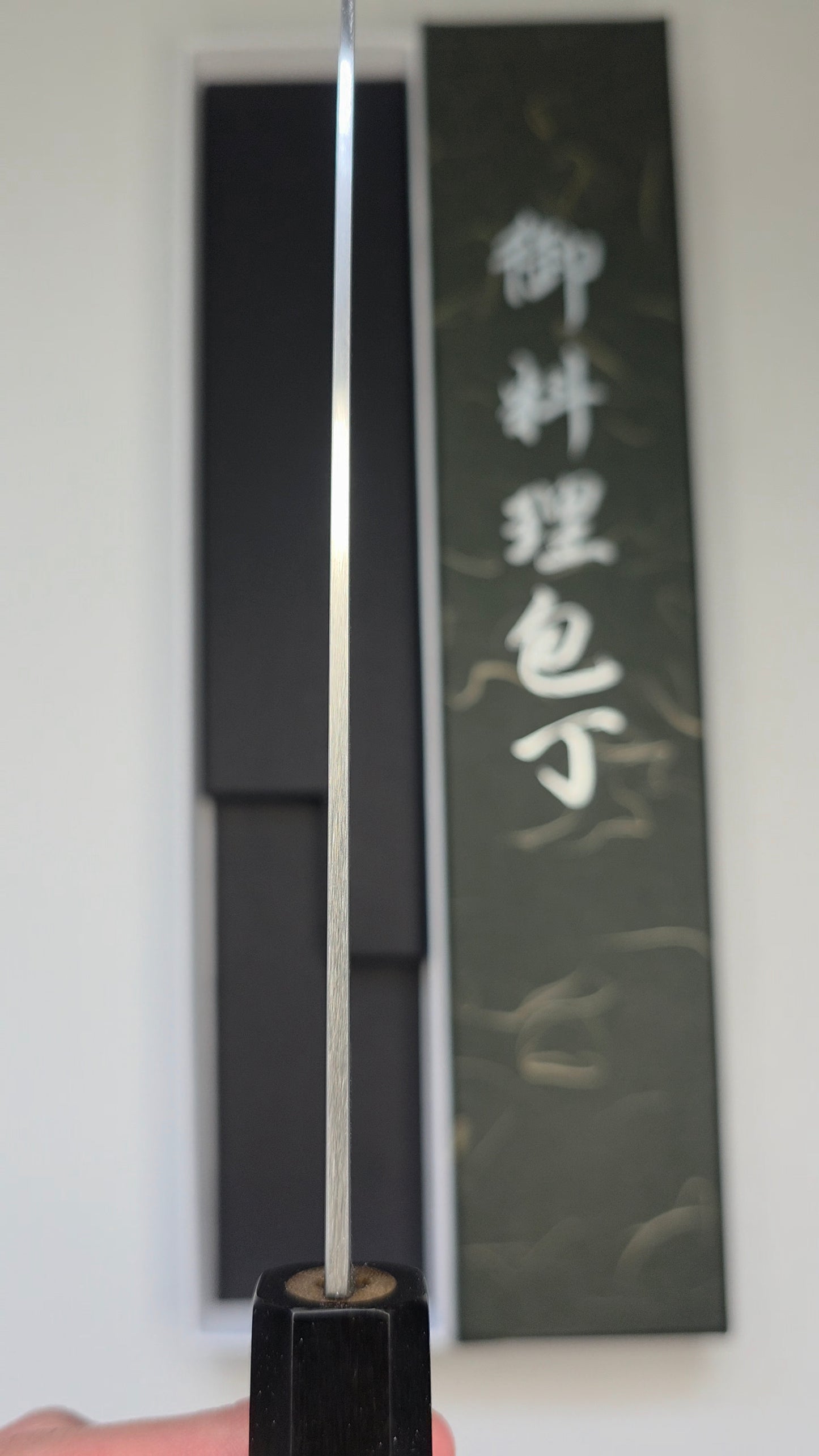 Hatsukokoro Hayabusa SG2 3-Layer Santoku 180mm – Teak Handle